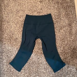 Lululemon In The Glow Crop